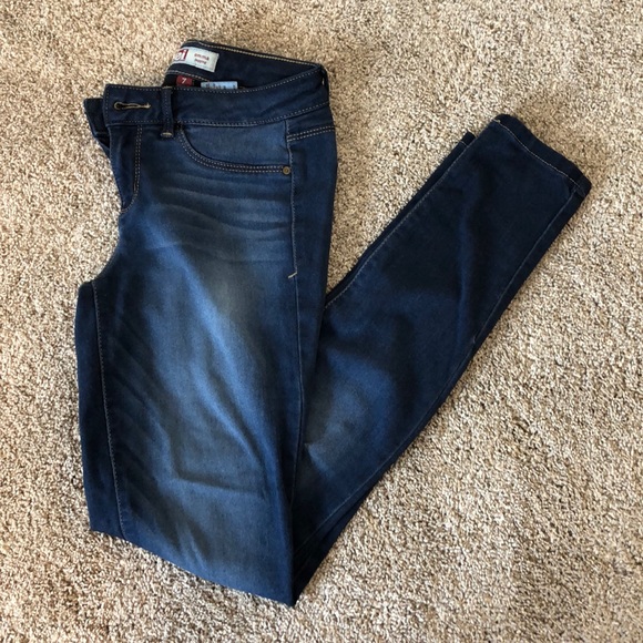 lei Pants - LEI Jeggings